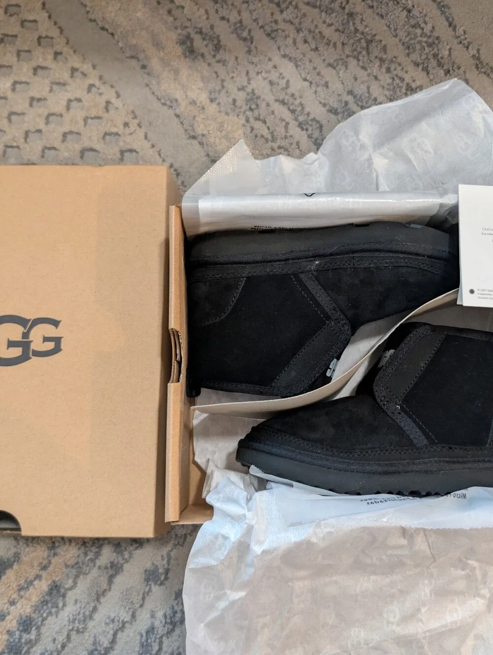 NWT UGG Boots. Neumel Little Kid Size 11 Black EZ On Velcro Warm Winter Boots